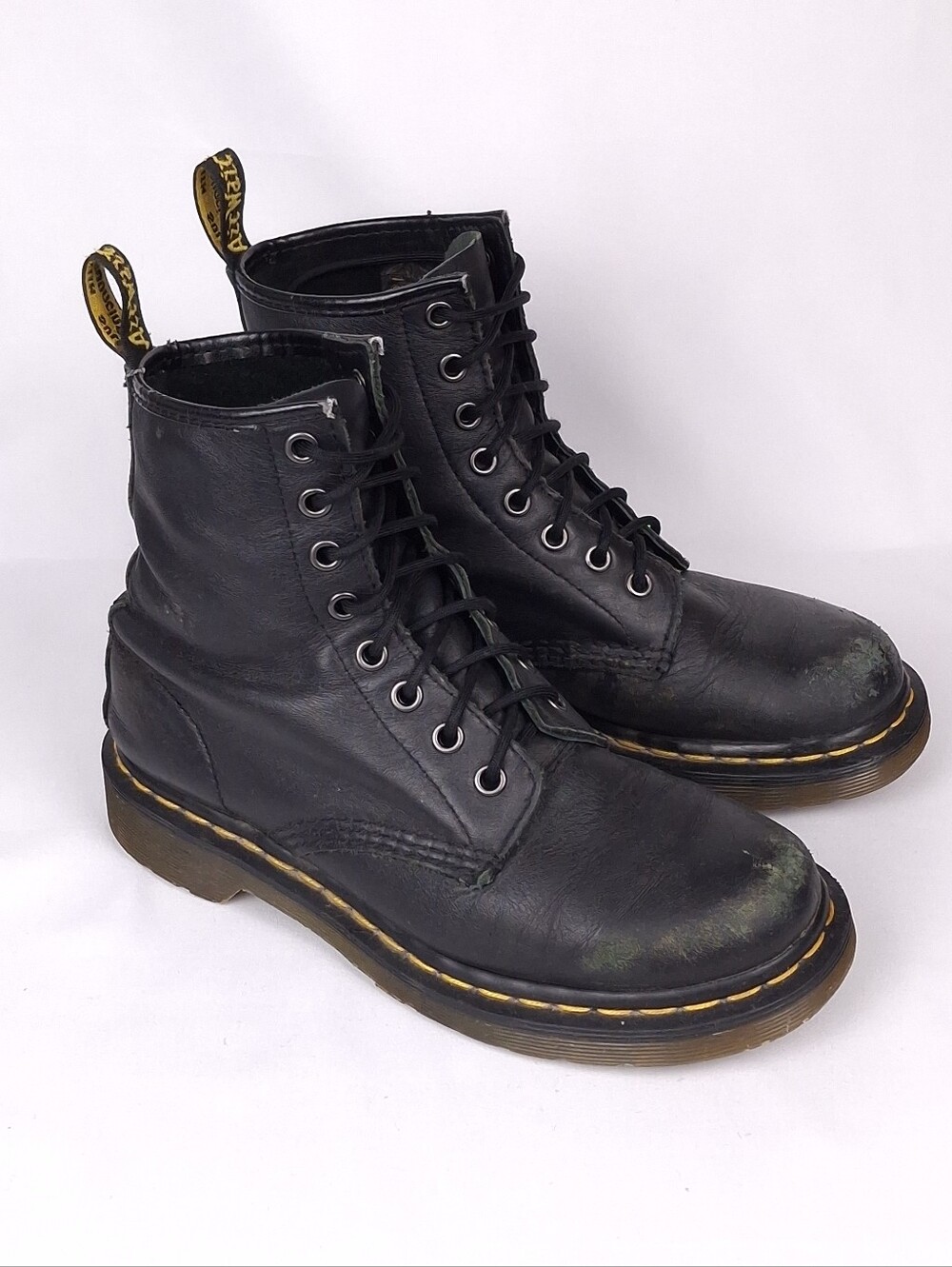 Dr Martens 1460 original Air Wair lace up leather boots combat punk goth alt